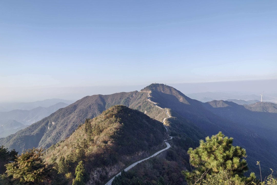 图10 山顶